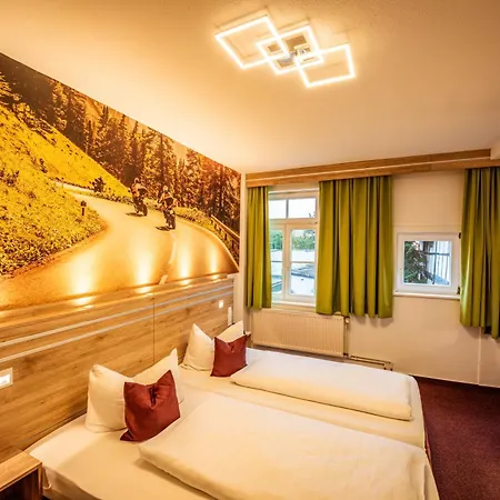 Hotel Tanne 3*