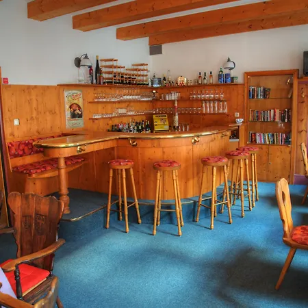 Tanne Otel