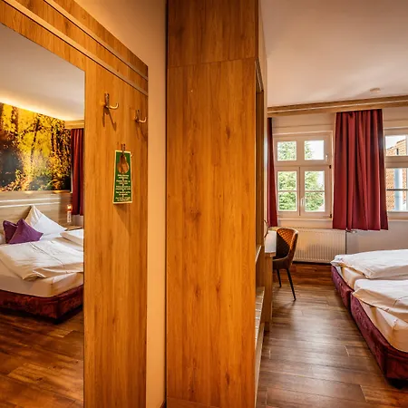 Tanne Otel